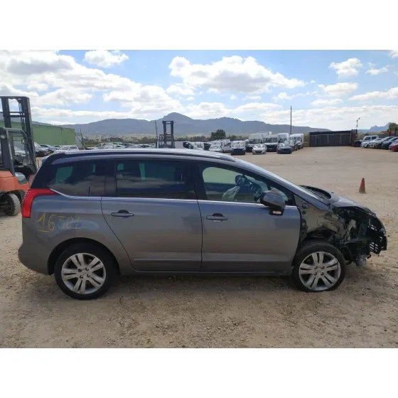 Peugeot 5008 (0U_, 0E_) 2009