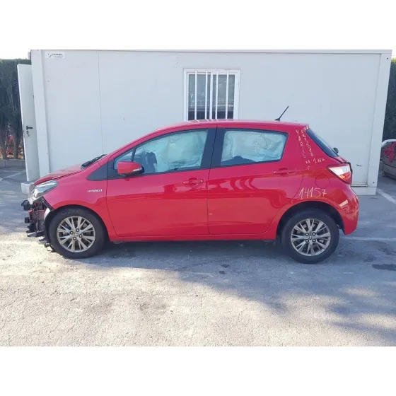 TOYOTA YARIS '2017 HSD ACTIVE ROJO