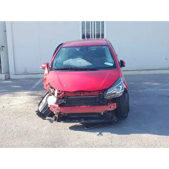 TOYOTA YARIS '2017 HSD ACTIVE ROJO