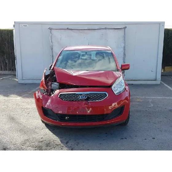 KIA VENGA '2010 BASIC ROJO