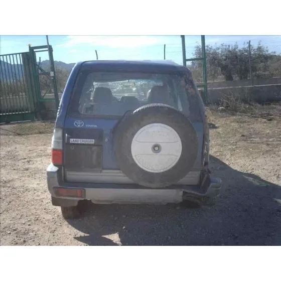 TOYOTA LAND CRUISER (J9) '2000 D4-D GX (5-PTAS.) AZUL