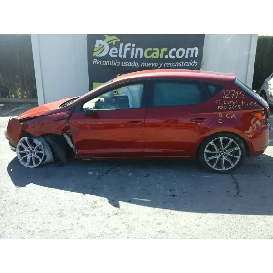 SEAT LEON (5F1) '2018 STYLE ROJO