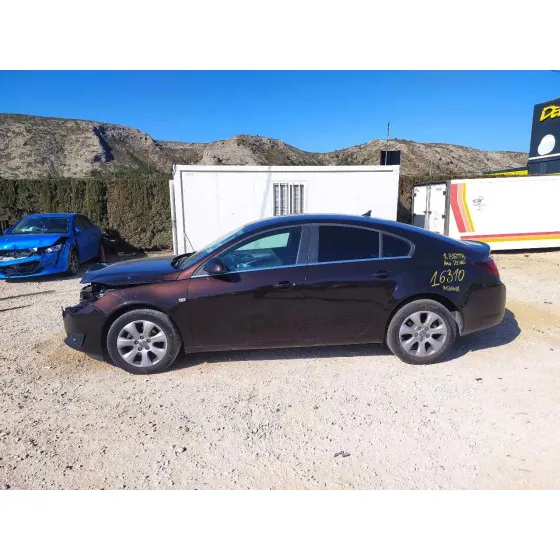 OPEL INSIGNIA BERLINA '2016 SELECTIVE CAOBA