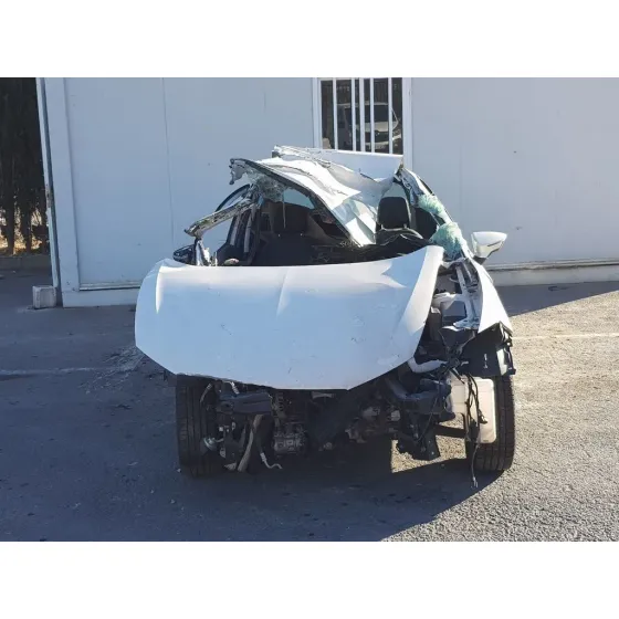 SEAT LEON (5F1) '2018 REFERENCE BLANCO