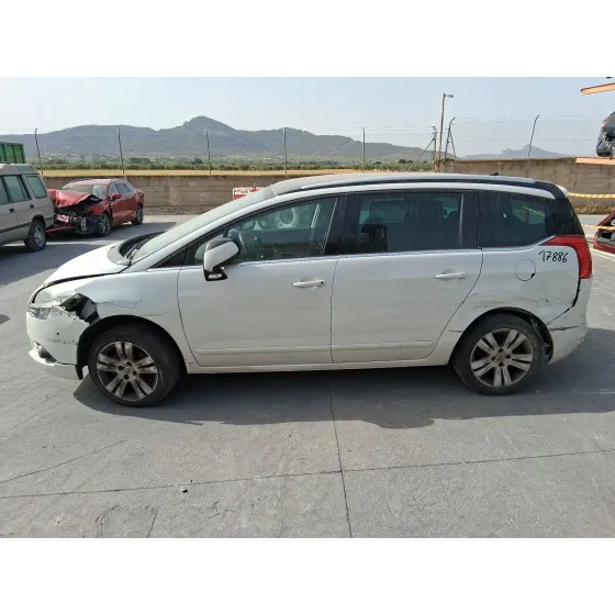 Peugeot 5008 II (MC_, MJ_, MR_, M4_) 2016