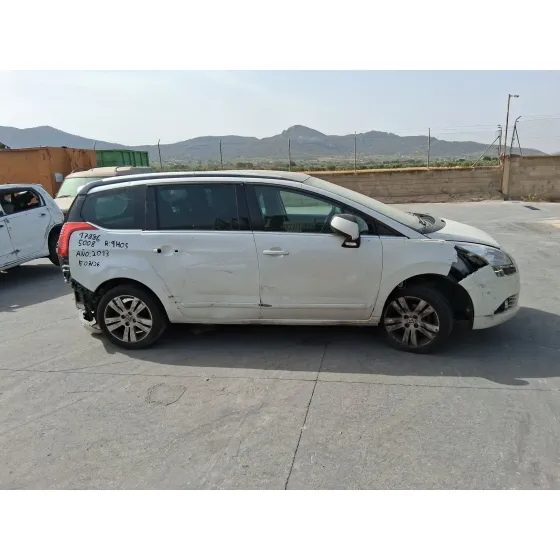 Peugeot 5008 II (MC_, MJ_, MR_, M4_) 2016