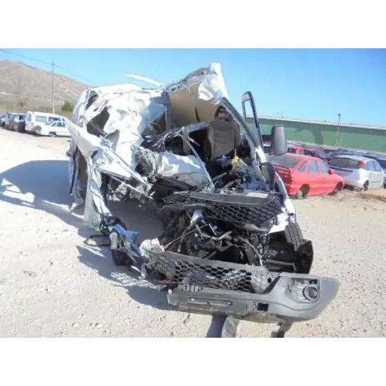 IVECO DAILY KA '2014 CAJA CERRADA TECHO ALTO 35S... BATALLA 3950 COOL BLANCO