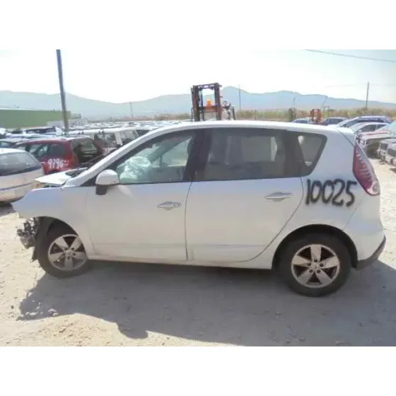 RENAULT SCENIC III '2011 DYNAMIQUE BLANCO