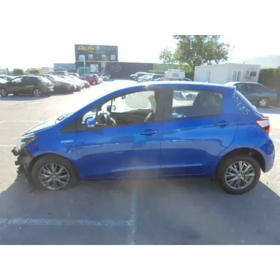 TOYOTA YARIS '2018 HSD ACTIVE AZUL