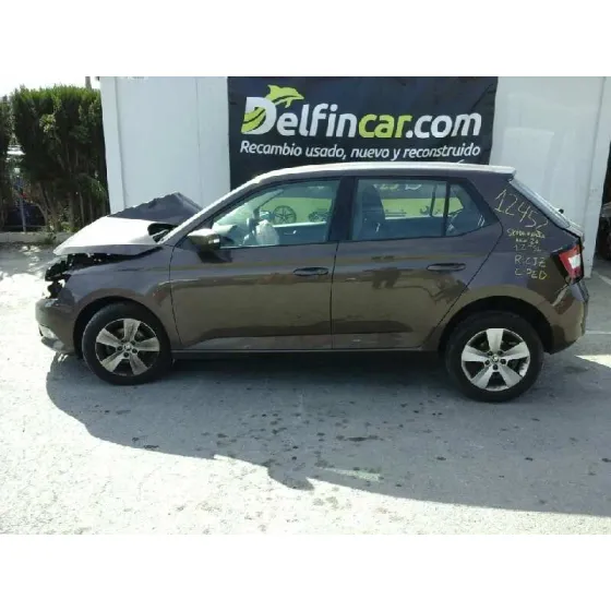 SKODA FABIA '2017 AMBITION MARRON