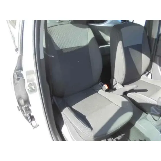 RENAULT CLIO III '2009 AUTHENTIQUE GRIS