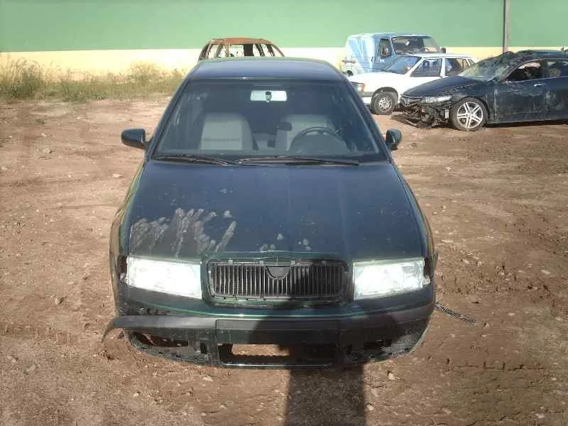 SKODA OCTAVIA BERLINA (1U2) '2003 AMBIENTE VERDE