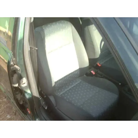 SKODA OCTAVIA BERLINA (1U2) '2003 AMBIENTE VERDE