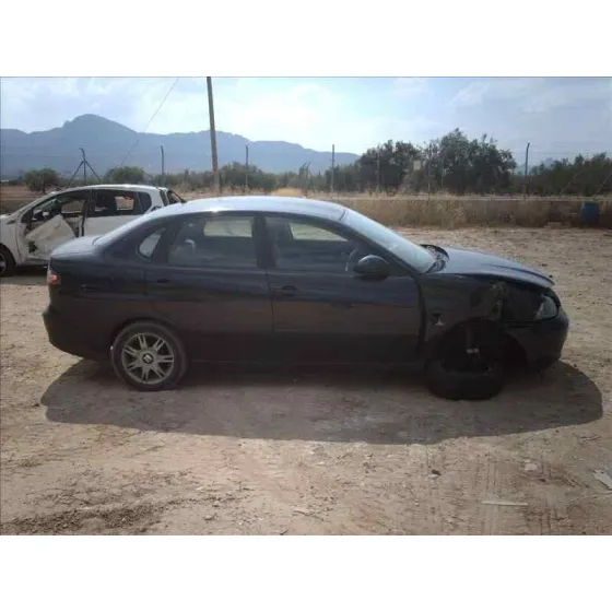 SEAT CORDOBA BERLINA (6L2) '2004 REFERENCE NEGRO