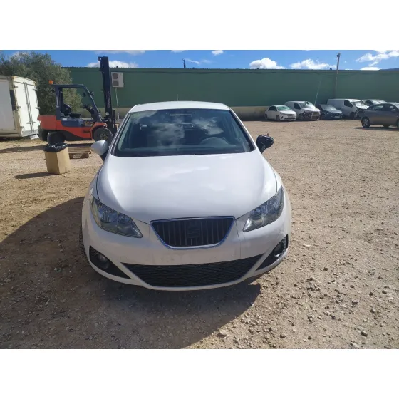 SEAT IBIZA (6J5) '2011 GOOD STUFF BLANCO