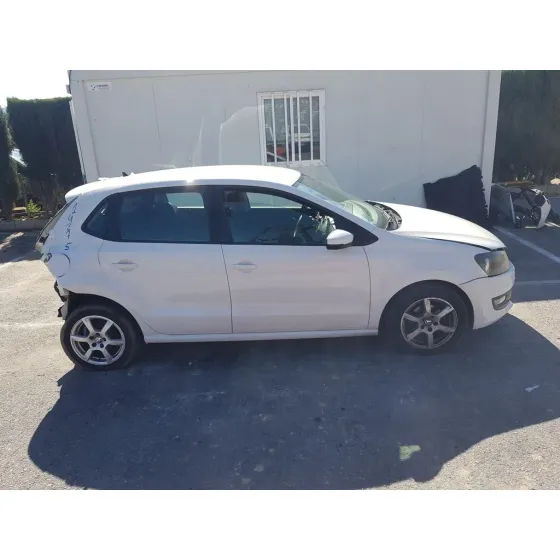 VOLKSWAGEN POLO (6R1) '2011 ADVANCE BLANCO