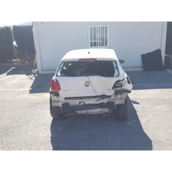 VOLKSWAGEN POLO (6R1) '2011 ADVANCE BLANCO