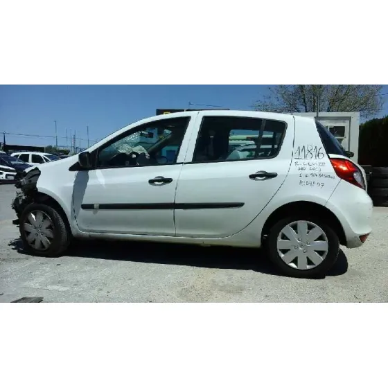 RENAULT CLIO III '2011 AUTHENTIQUE BLANCO