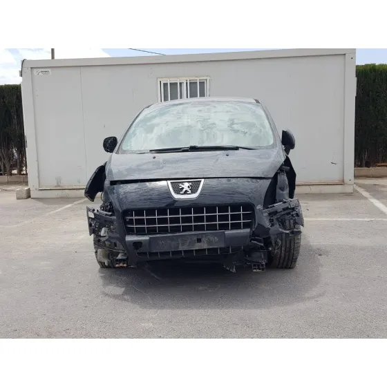 PEUGEOT 3008 '2011 CONFORT NEGRO