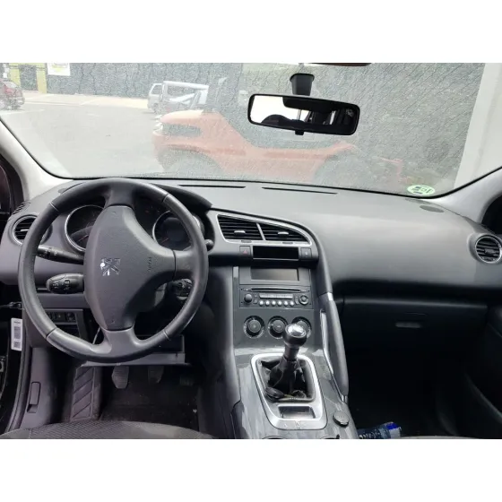 PEUGEOT 3008 '2011 CONFORT NEGRO