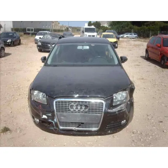 AUDI A3 (8P) '2003 2.0 FSI AMBIENTE NEGRO