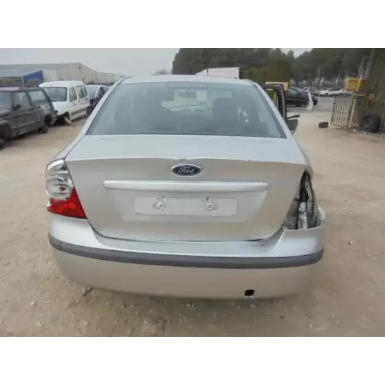 FORD FOCUS LIM. (CB4) '2006 TITANIUM GRIS