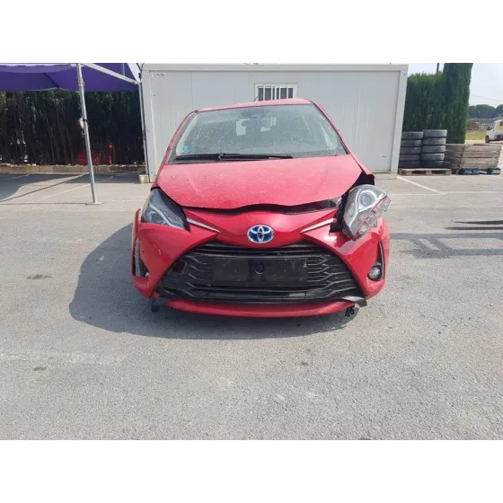 TOYOTA YARIS '2018 HYBRID ADVANCE ROJO