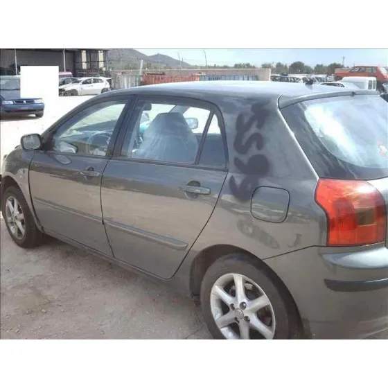 TOYOTA COROLLA (E12) '2003 1.6 LINEA LUNA BERLINA GRIS