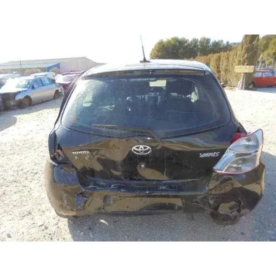 TOYOTA YARIS (KSP9/SCP9/NLP9) '2009 BASICO NEGRO