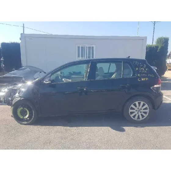 VOLKSWAGEN GOLF VI (5K1) '2012 ADVANCE NEGRO