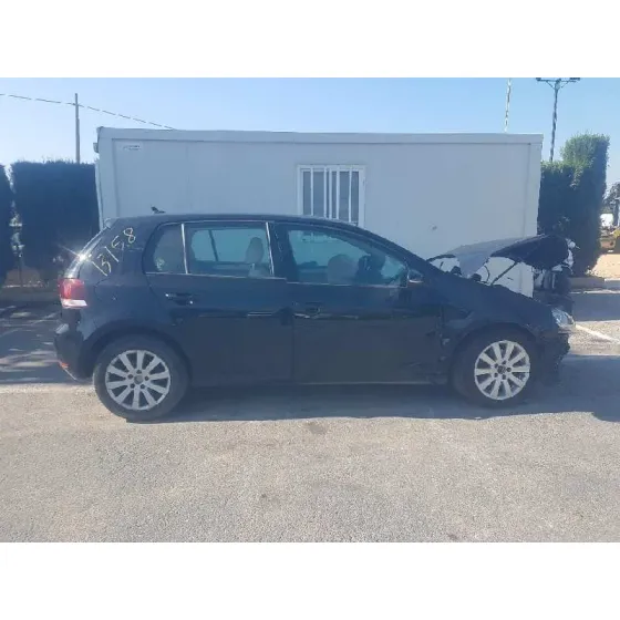 VOLKSWAGEN GOLF VI (5K1) '2012 ADVANCE NEGRO