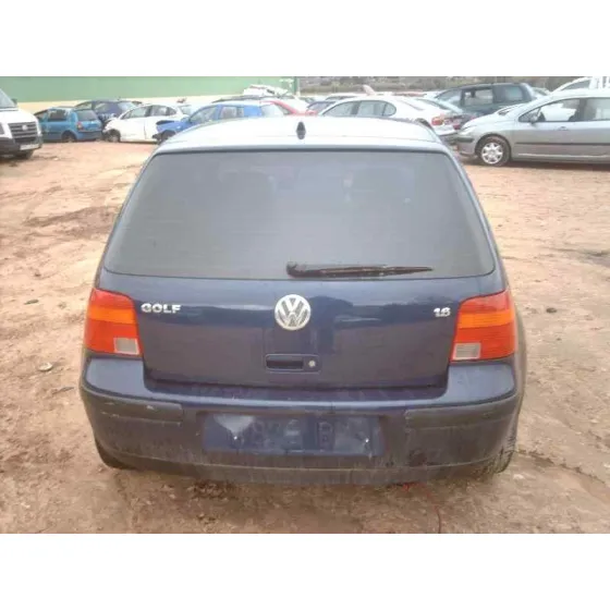 VOLKSWAGEN GOLF IV BERLINA (1J1) '2001 CONCEPTLINE AZUL