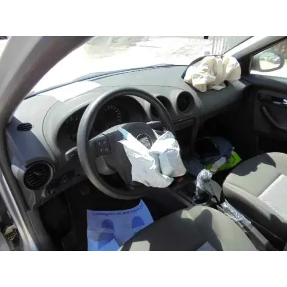 SEAT CORDOBA BERLINA (6L2) '2005 REFERENCE GRIS
