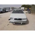 SKODA OCTAVIA BERLINA (1U2) '2010 TOUR BLANCO