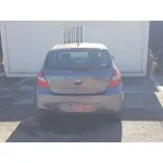HYUNDAI I20 '2011 CLASSIC GRIS OSCURO
