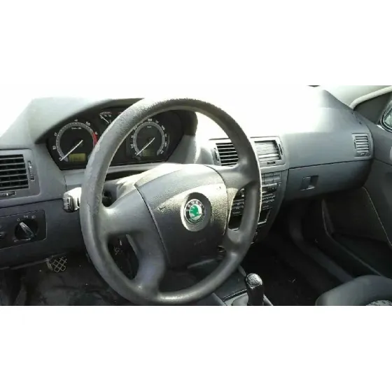 SKODA FABIA (6Y2/6Y3) '2005 URBAN LINE NEGRO
