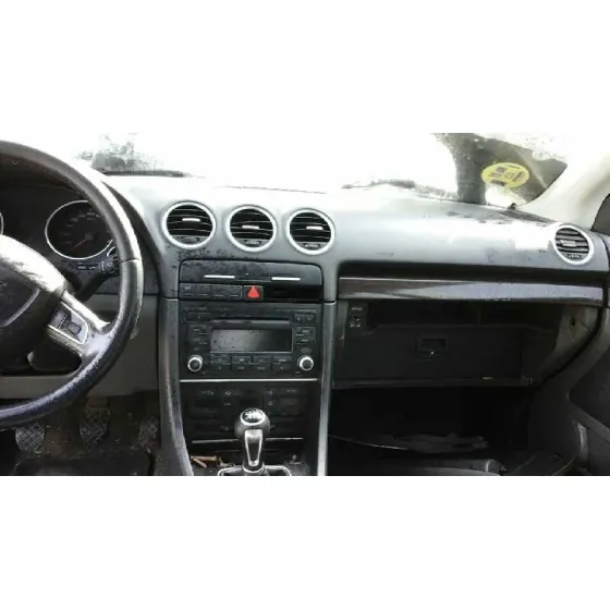 SEAT EXEO BERLINA (3R2) '2010 REFERENCE GRIS