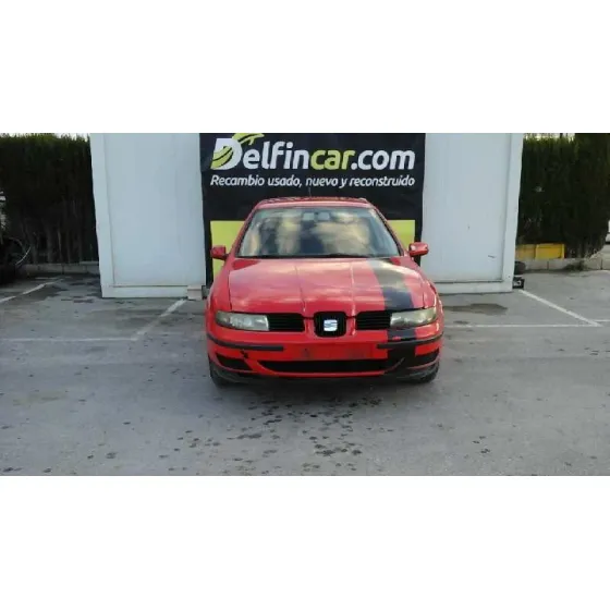 SEAT LEON (1M1) '2001 SIGNO ROJO