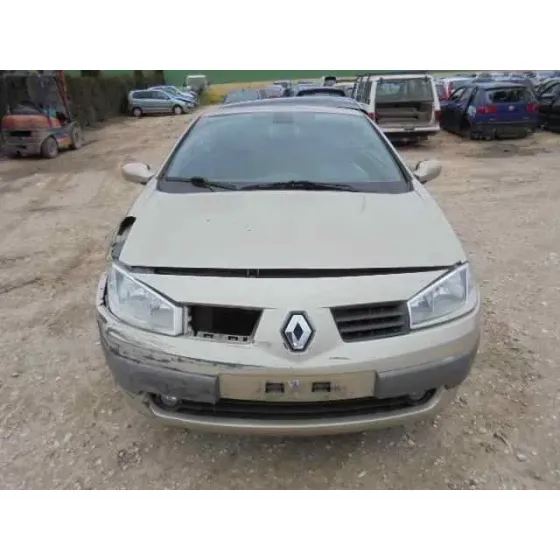 RENAULT MEGANE II COUPE/CABRIO '2004 AUTHENTIQUE DORADO