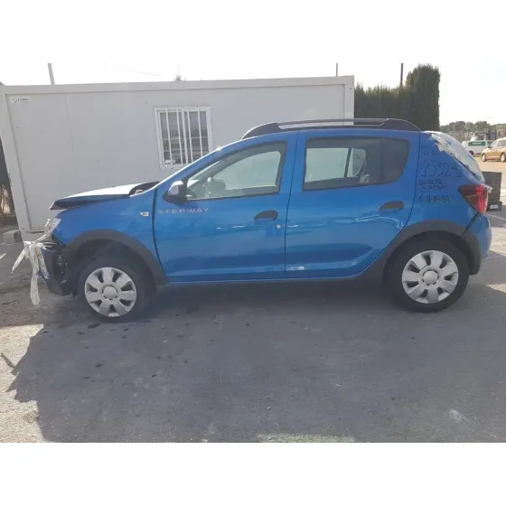 DACIA SANDERO '2017 STEPWAY AZUL