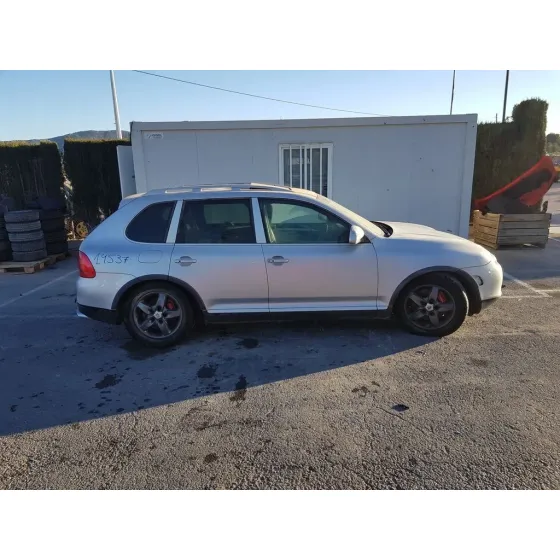 PORSCHE CAYENNE (TYP 9PA) '2004 TURBO GRIS