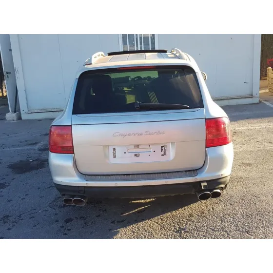 PORSCHE CAYENNE (TYP 9PA) '2004 TURBO GRIS