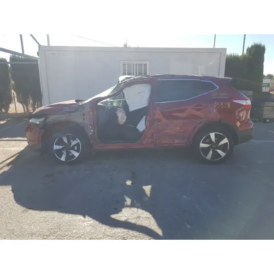 NISSAN QASHQAI (J11) '2016 ACENTA GRANATE