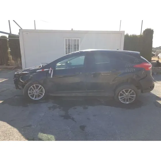 FORD FOCUS LIM. '2017 BUSINESS NEGRO