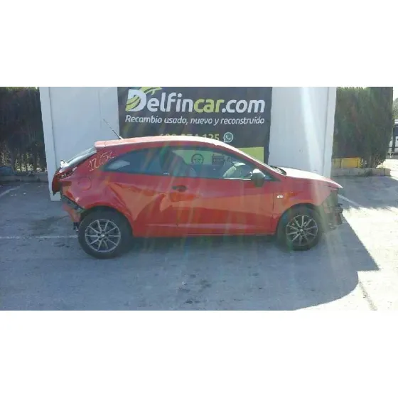 SEAT IBIZA (6J5) '2015 REFERENCE ROJO