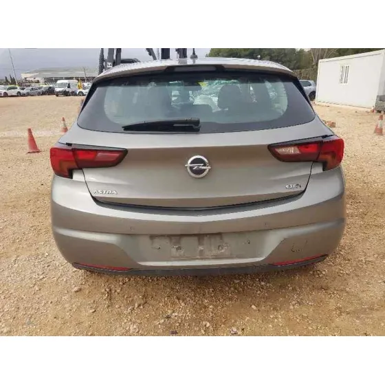 OPEL ASTRA K LIM. 5TÜRIG '2016 SELECTIVE GRIS OSCURO