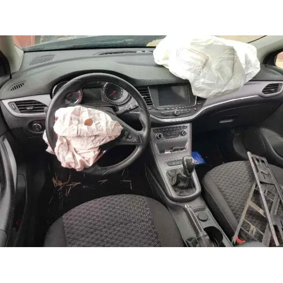 OPEL ASTRA K LIM. 5TÜRIG '2016 SELECTIVE GRIS OSCURO
