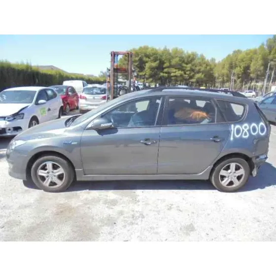 HYUNDAI I30CW '2010 CLASSIC GRIS