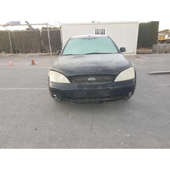 FORD MONDEO BERLINA (GE) '2002 GHIA NEGRO