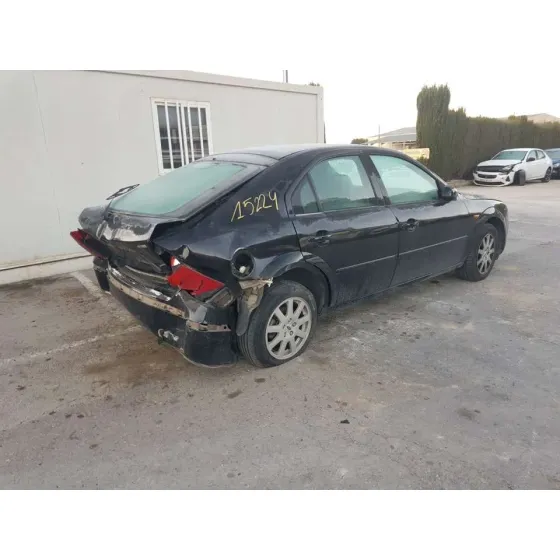FORD MONDEO BERLINA (GE) '2002 GHIA NEGRO